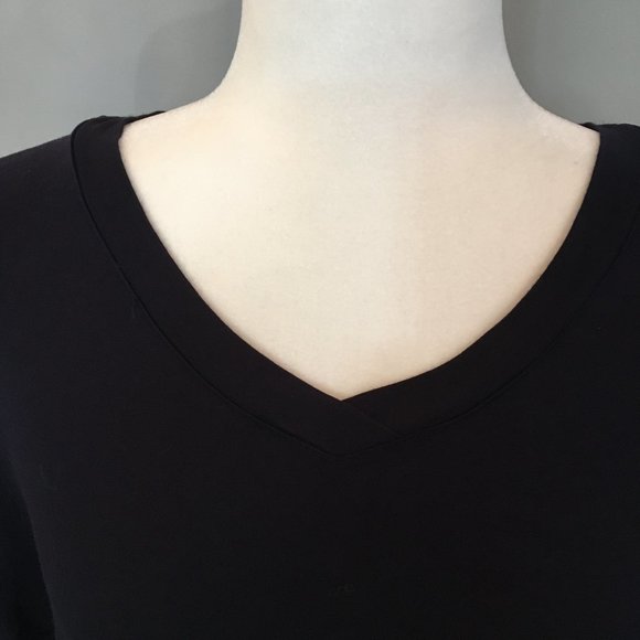 IGENJUN Navy Blue Short Sleeve V-Neck Tee – M - Picture 2 of 4